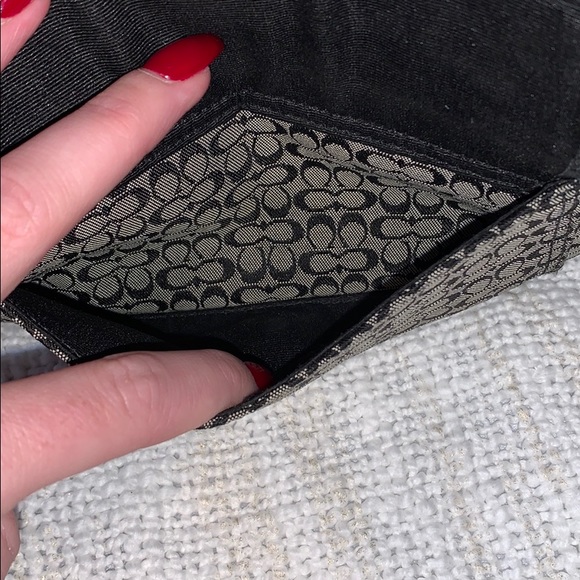 Wristlet - Picture 5 of 6